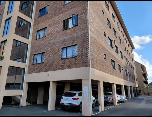 2 BEDROOM PROPERTY TO RENT IN OVERPORT